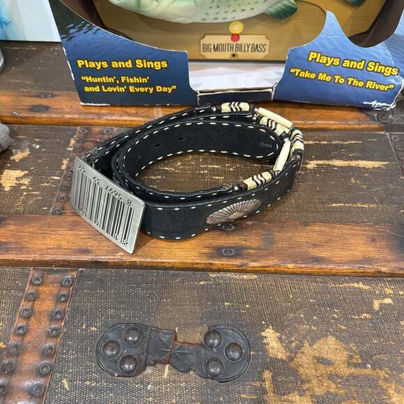 Justin Other - Justin Tooled Concho Western Leather Belt - Size 36